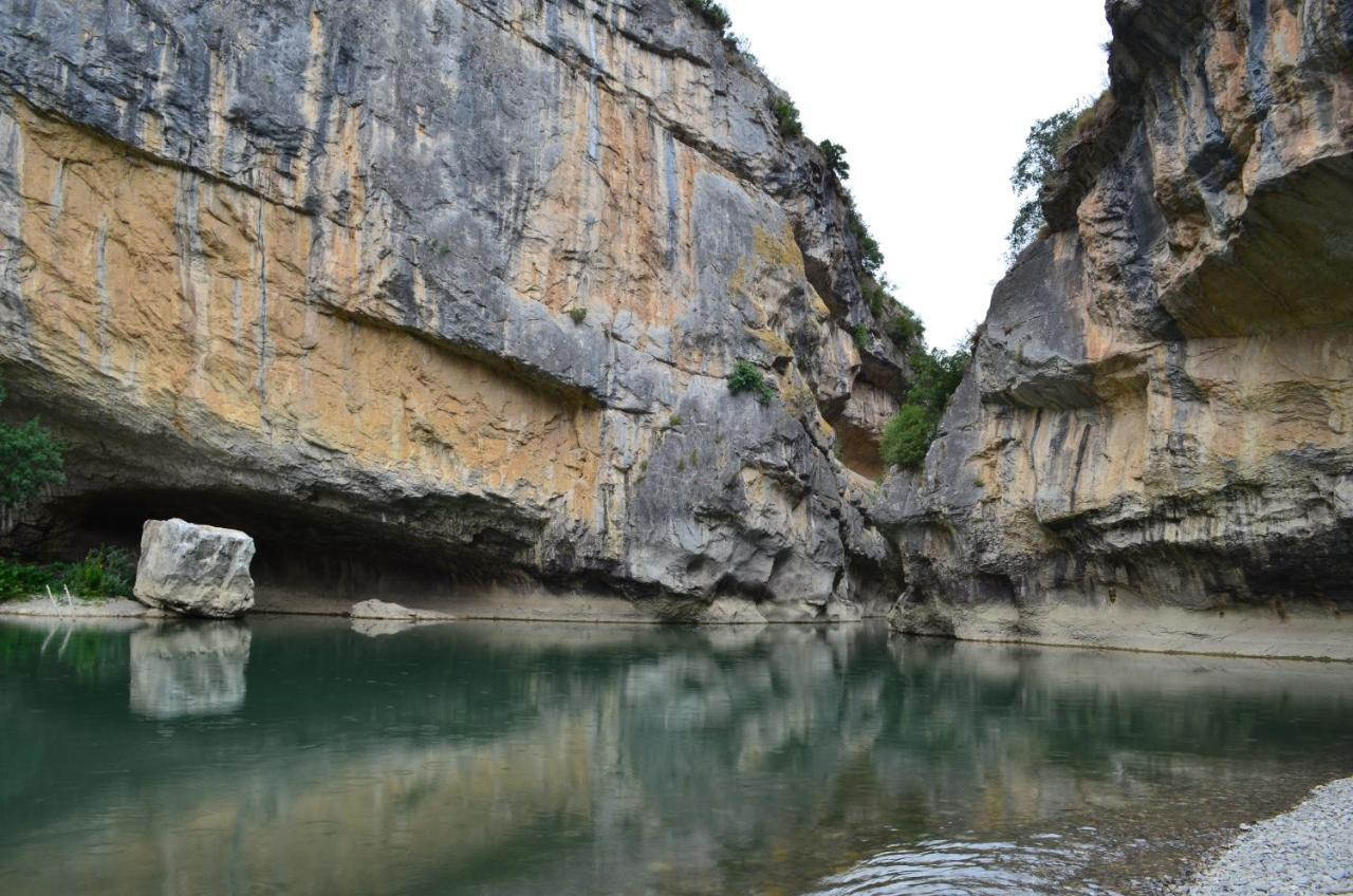 Apartamento Pilare, A Las Puertas Del Pirineo Navarro Lumbier Bagian luar foto