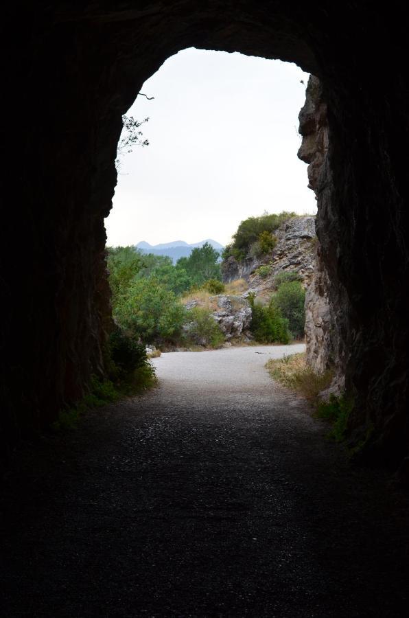Apartamento Pilare, A Las Puertas Del Pirineo Navarro Lumbier Bagian luar foto